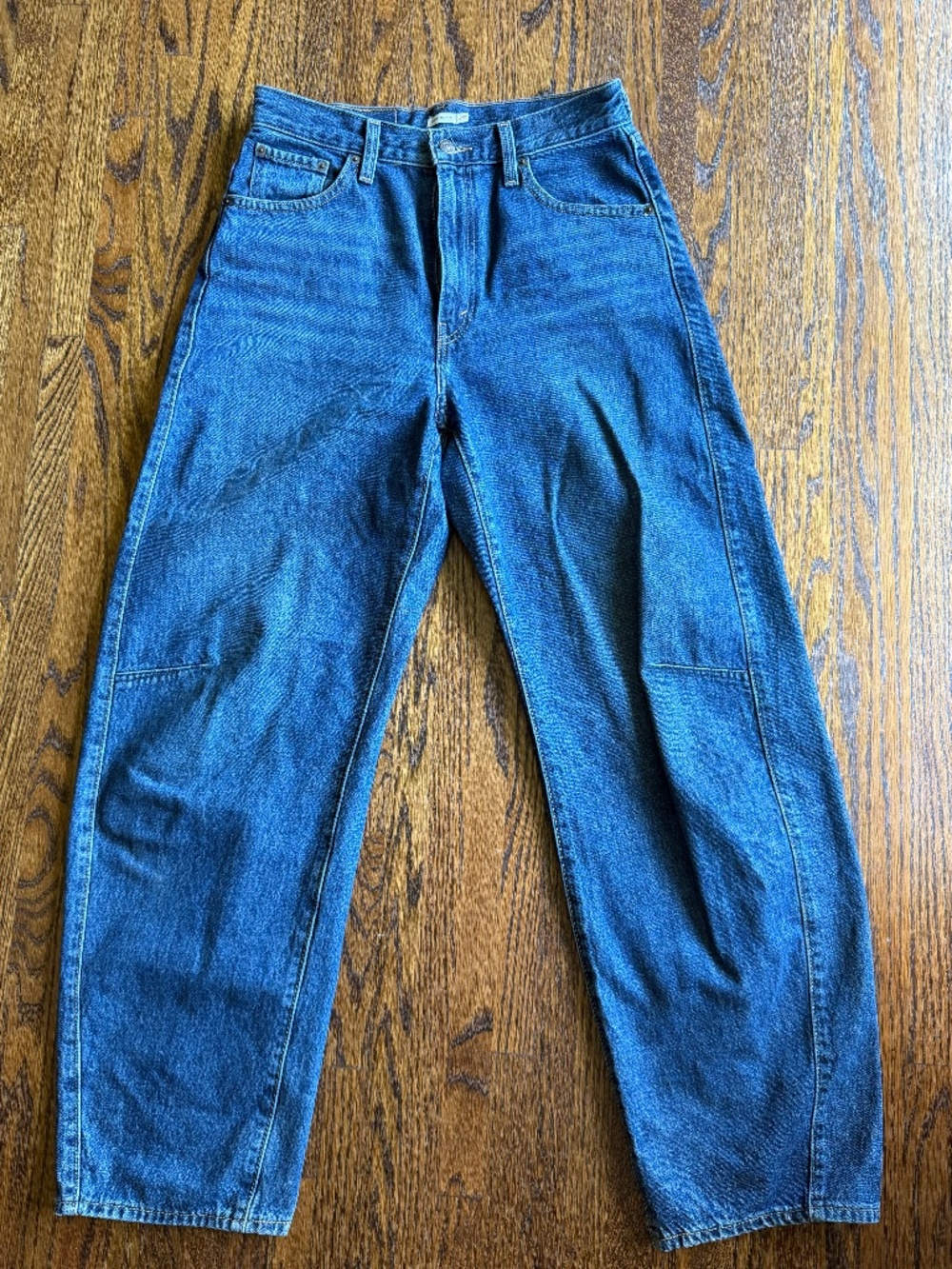 Levi’s Cinch Barrel Leg Jean